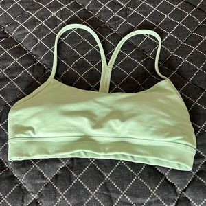 Lululemon Flow Y Nulu Bra